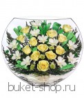 Композиция в вакууме из живых цветов. Розы, Орхидеи. Композиция из живых цветов сохраняет свой естественный облик в течение пяти-семи лет