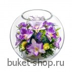 Композиция в вакууме из живых цветов. Орхидеи. Композиция из живых цветов сохраняет свой естественный облик в течение пяти-семи лет