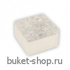 МИНИ-Коробка. Хлопья Серебряного цвета. Натуральные цветы в акриле. Ручная работа. Производитель: Тайланд
