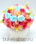 Композиция из мыльных цветов в горшке. Мыло, Искусственные цветы. Каждый цветок в композиции – чудо ручной работы, кропотливо созданное на основе мыла и элитной парфюмерной композиции. Такая композиция способна оживить любой интерьер, наполнив его красотой и нежным благоуханием. Очаровательная композиция из мыльных цветов в горшке станет эффектным подарком